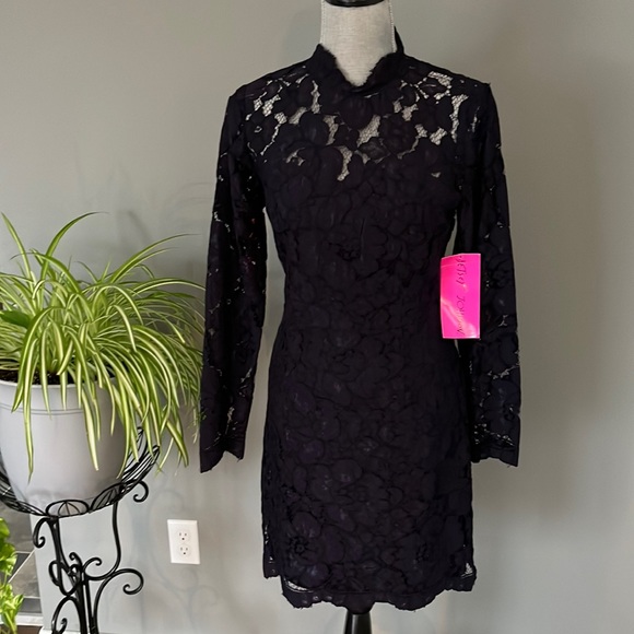 Betsey Johnson Dresses & Skirts - Betsy Johnson  long sleeve dress